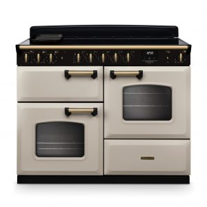 Rangemaster-Classic-Deluxe-CLDLO110EIPPCR-AB1-110cm-Induction-Range-Cooker-–-Pale-Cream-With-Antique-Brass-Trim